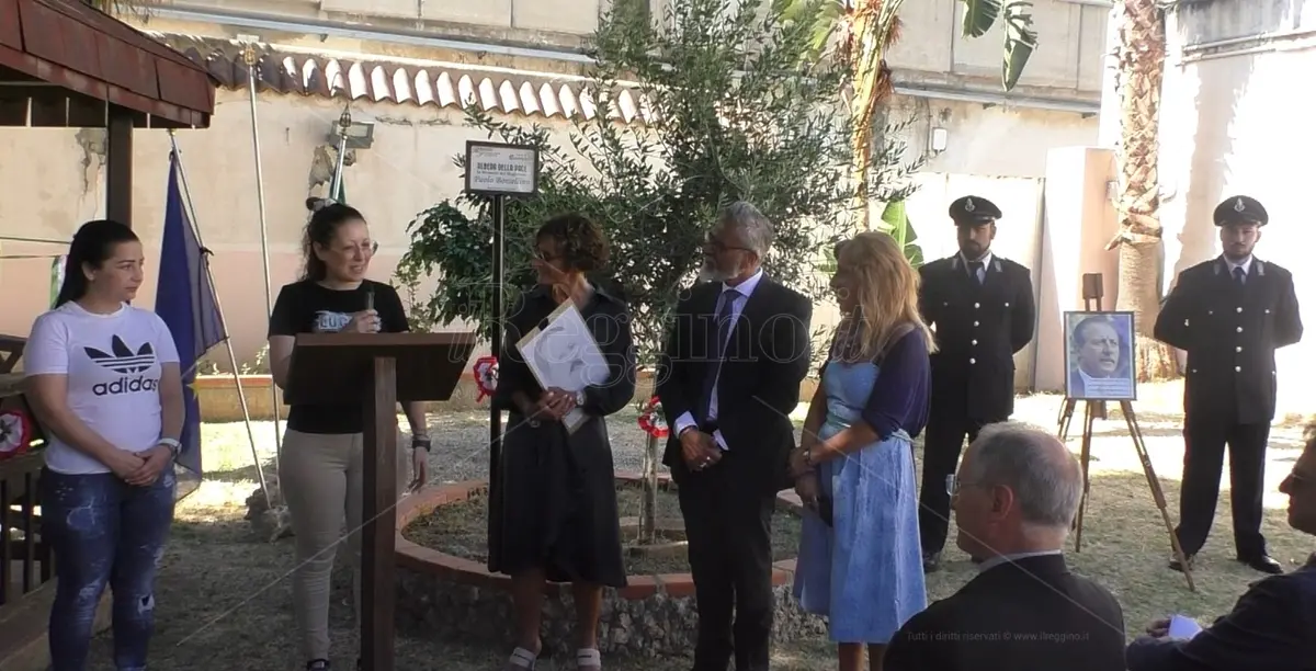 Reggio, il ricordo di Paolo Borsellino e della sua scorta ispira i detenuti del carcere di San Pietro: così la memoria diventa speranza - VIDEO