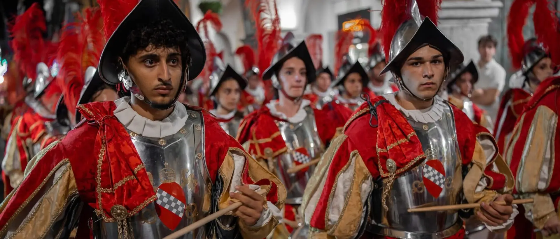 Palio delle Contrade 2025: due giorni tra storia, giochi e spettacolo a Prumo Riparo e Cannavò il 26 e 27 luglio