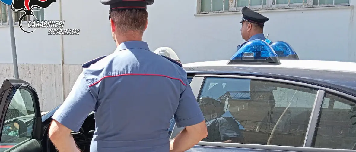 Scilla, Carabinieri intensificano controlli nel weekend: multe per 2.500 euro