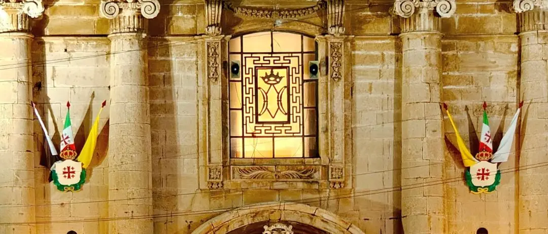 LA FOTO DEL GIORNO | Fede in cammino: la Madonna del Carmine tra la sua gente