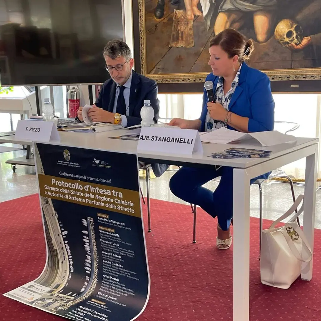 Tutela della salute di passeggeri e lavoratori nell’area dello Stretto, siglato un protocollo tra garante e l’autorità portuale