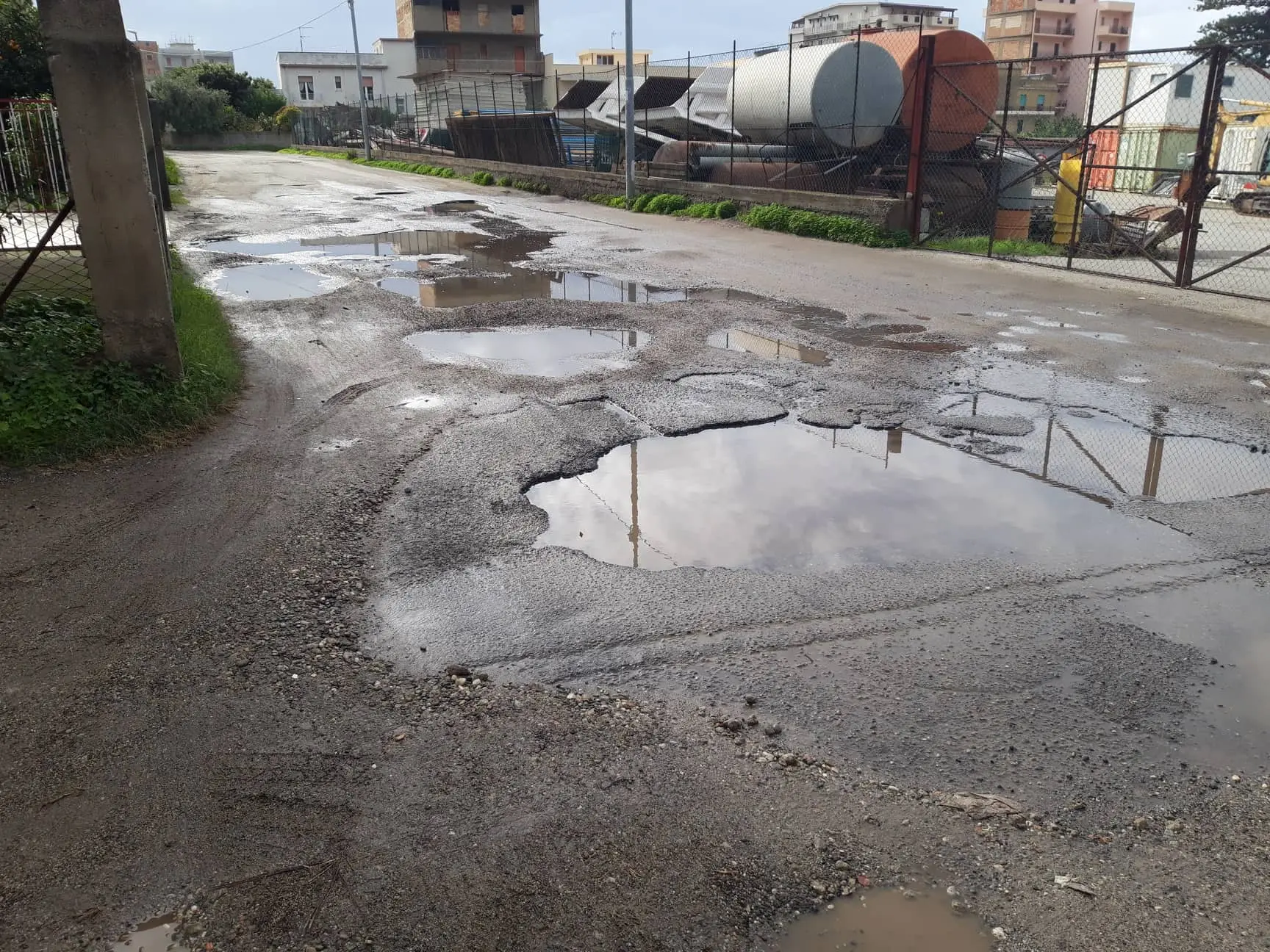 Viabilità, l'affondo di Imbalzano: «Strade cittadine impraticabili»