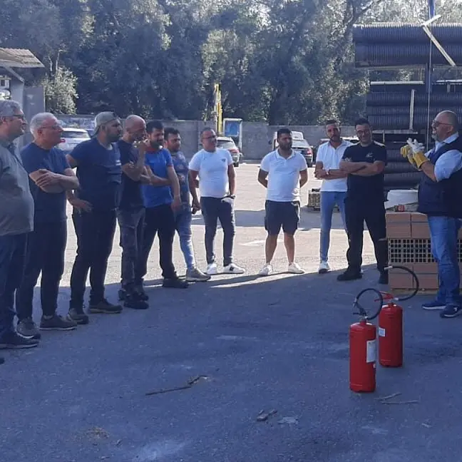Formazione e sicurezza: concluso il corso antincendio organizzato da CLAAI e IN.R.A.V. a Cittanova