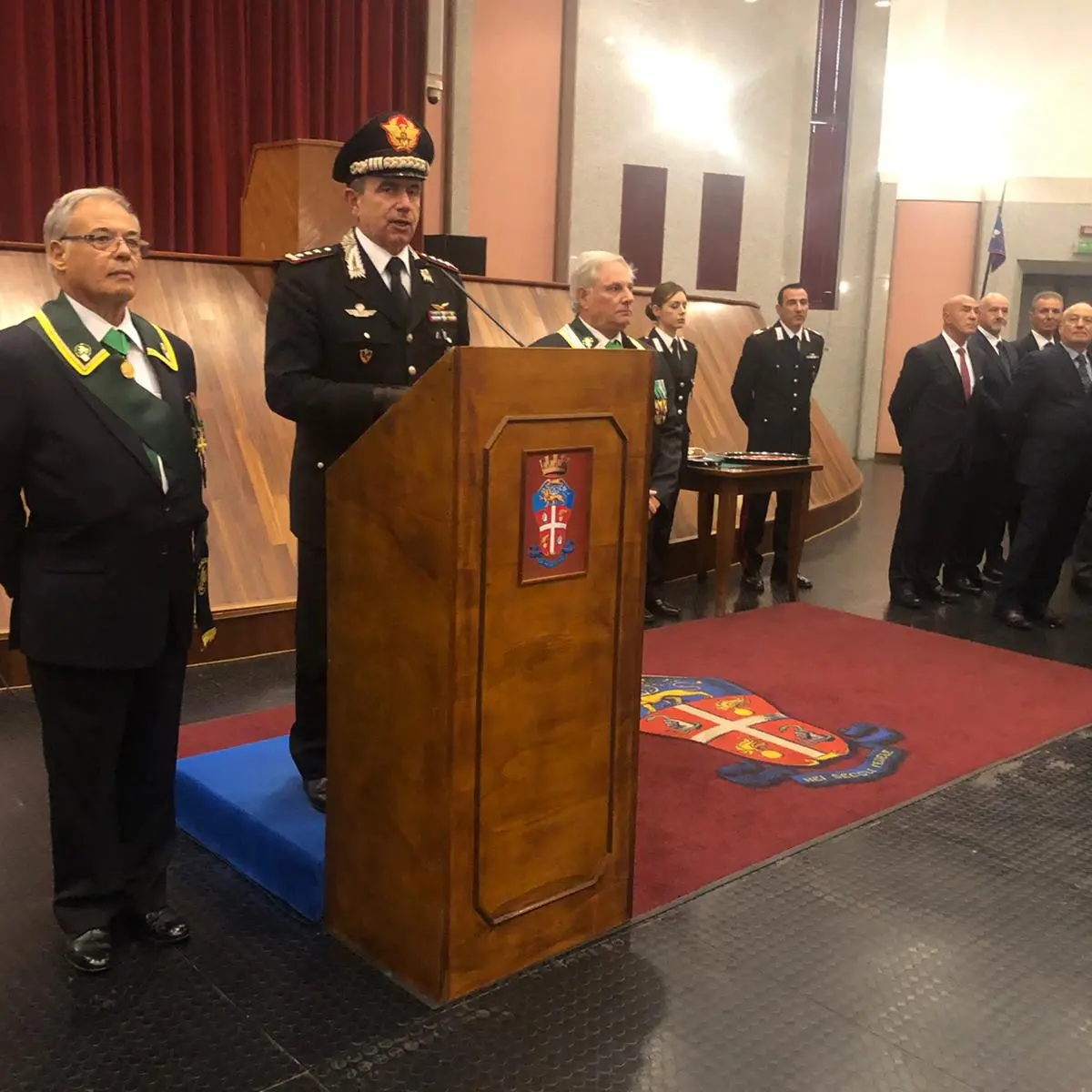 Dieci lustri di servizio militare, consegnate le medaglie mauriziane