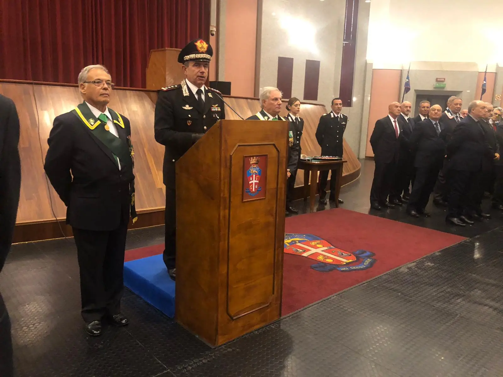 Dieci lustri di servizio militare, consegnate le medaglie mauriziane