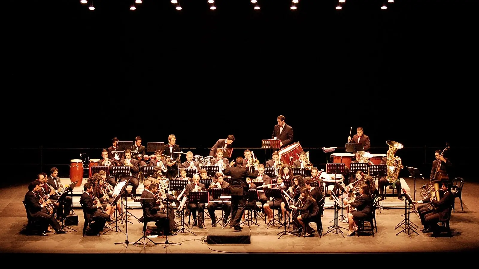 Melicucco celebra i 28 anni dell’Associazione Musicale con il concerto di Luciano De Luca