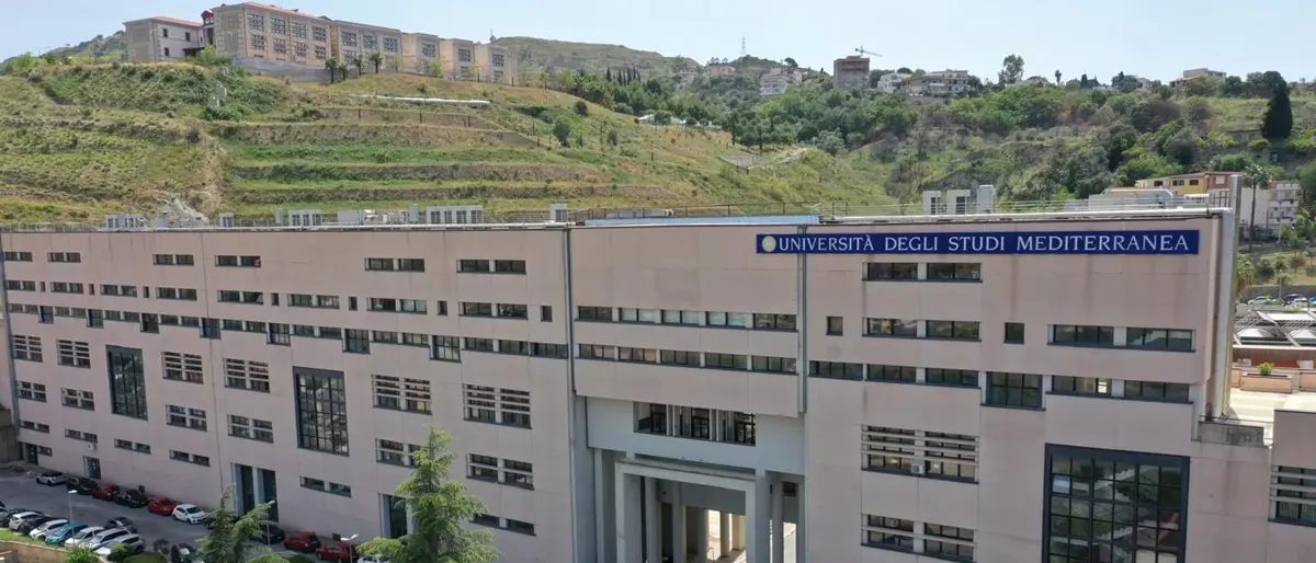 Università, Occhiuto lancia il reddito di merito: «500 euro al mese ai giovani che scelgono università calabresi»