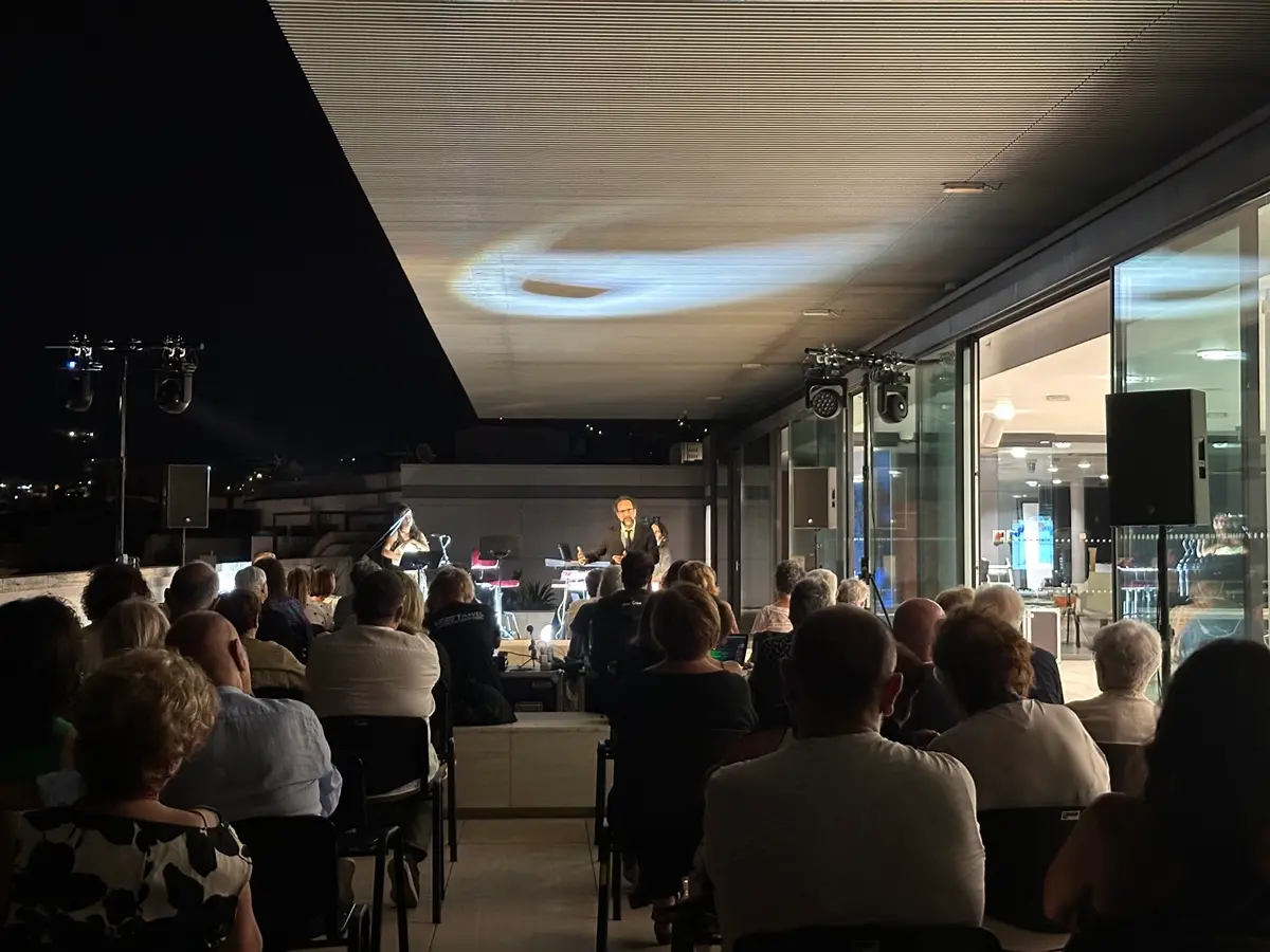Museo in fest, a Reggio Federico Quaranta incanta il pubblico con un racconto tra memoria e futuro