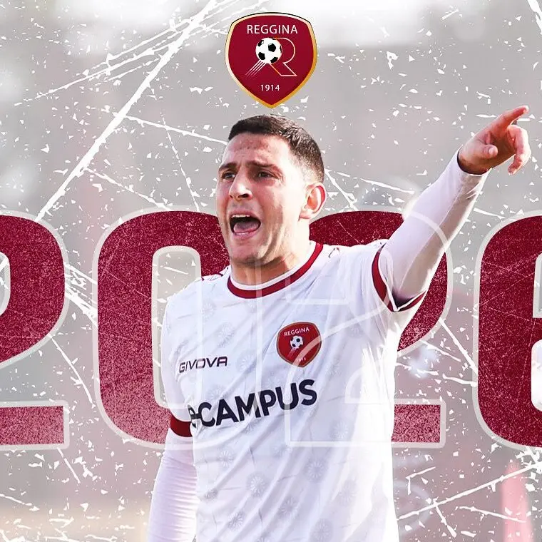 Reggina, rinnovato il contratto a Francesco Salandria