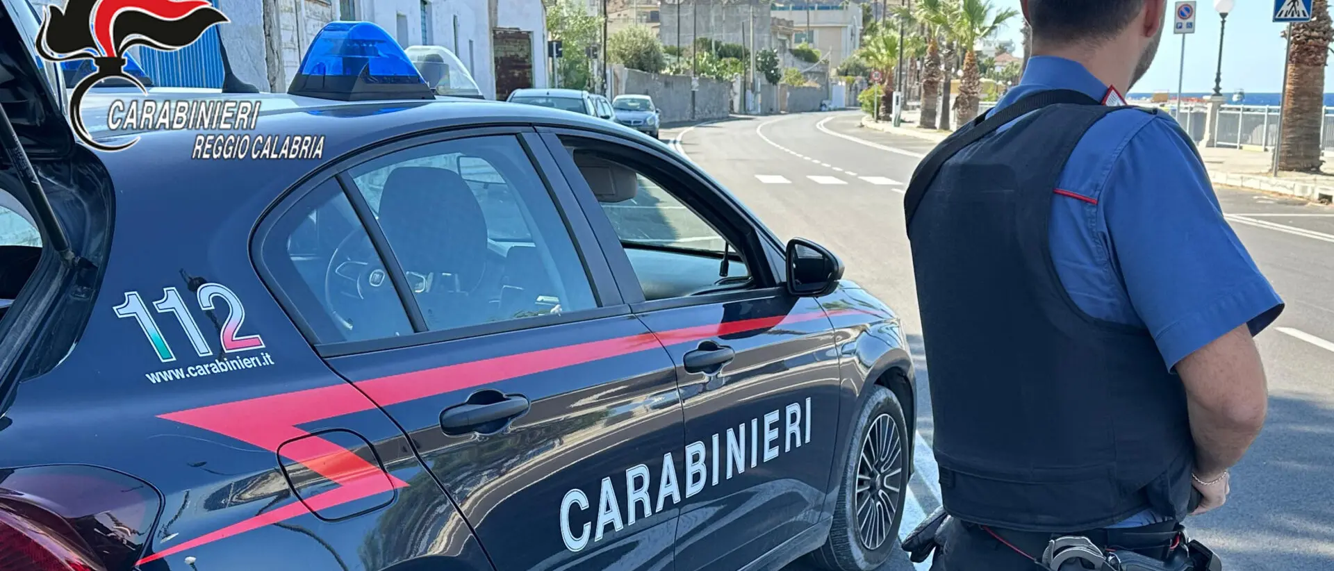 Taurianova, arrestata la \"Coppia del terrore\": rapinavano con pistole, taser ed esplosivi artigianali - VIDEO