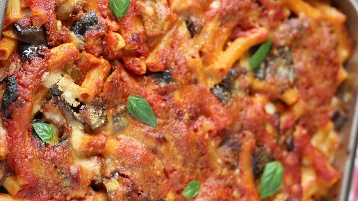 LA RICETTA DEL GIORNO | Pasta al forno con le melanzane