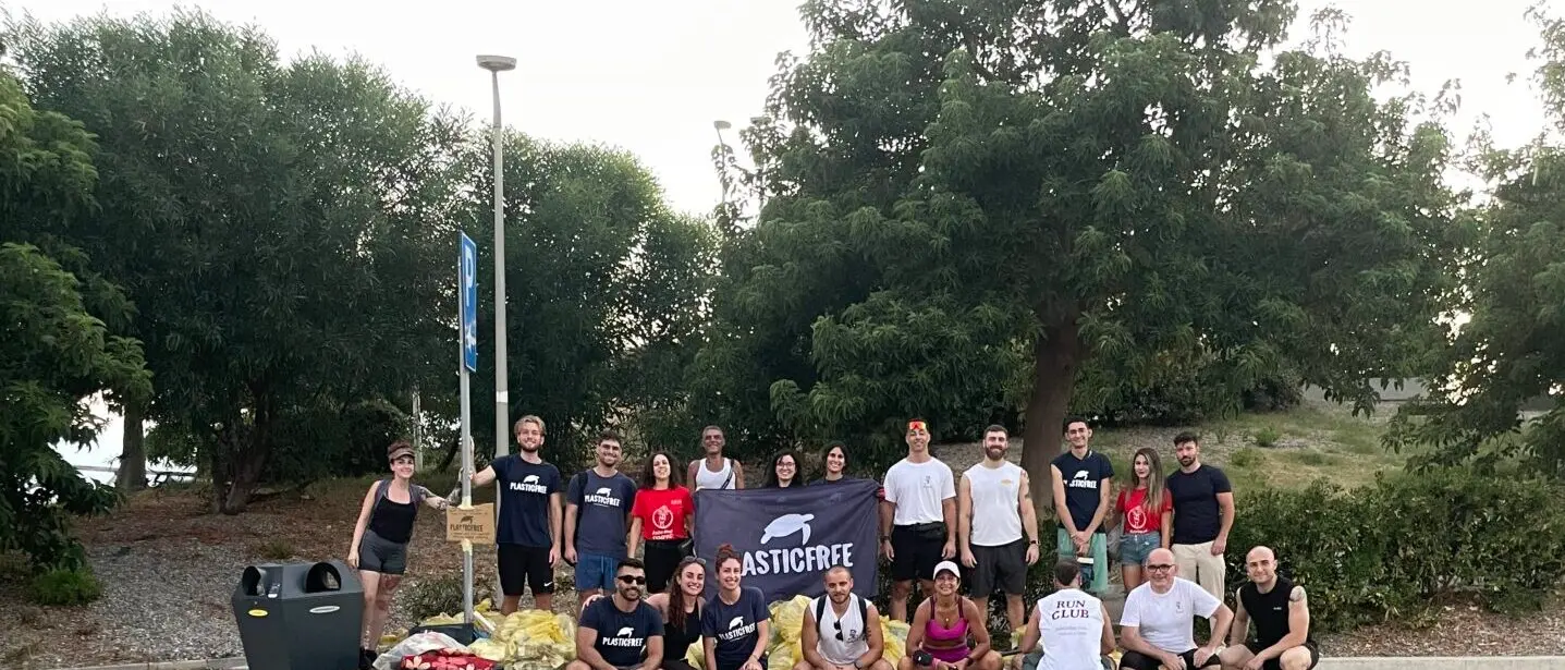 L’ambiente incontra lo sport al Parco Lineare Sud: il primo plogging a Reggio organizzato da Plastic Free e Bronzi Run Club