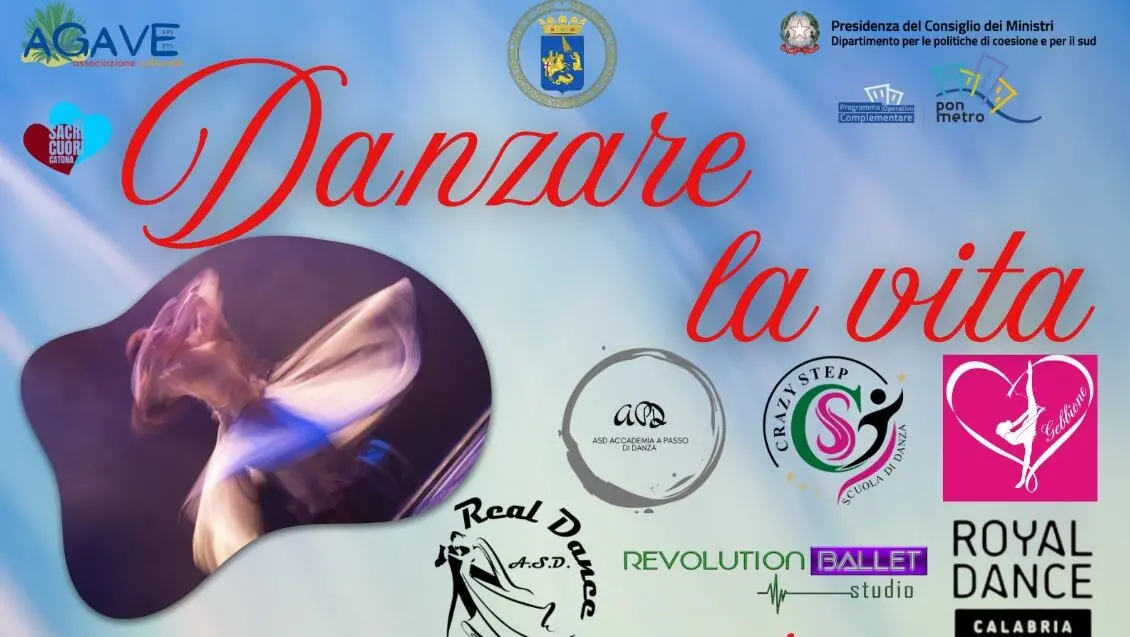 \"Danzare la vita\": emozioni e solidarietà sul palco di CatonaTeatro con la Crazy Step di Monia Labate