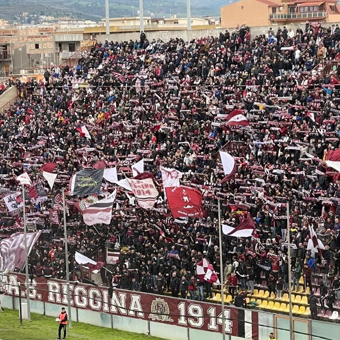 Ore calde in casa Reggina: Di Grazia e Blondett verso l’annuncio. E ora tocca al bomber