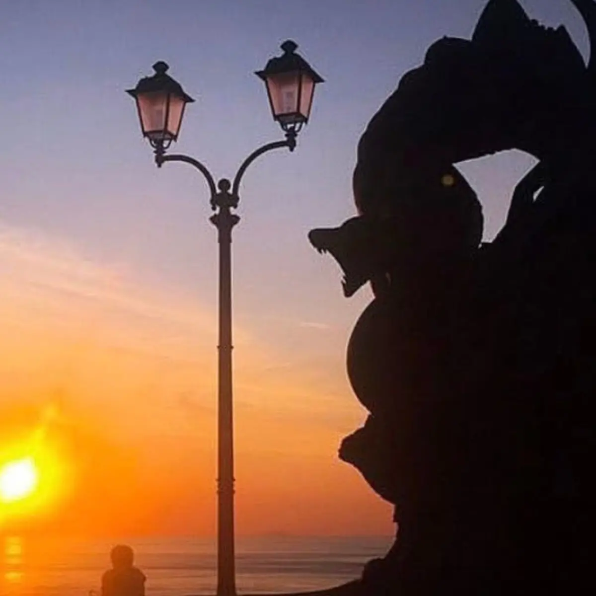 LA FOTO DEL GIORNO | L’uomo e il mito