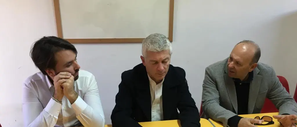 Morra agli studenti di Locri: «La 'ndrangheta si sconfigge nelle scuole»