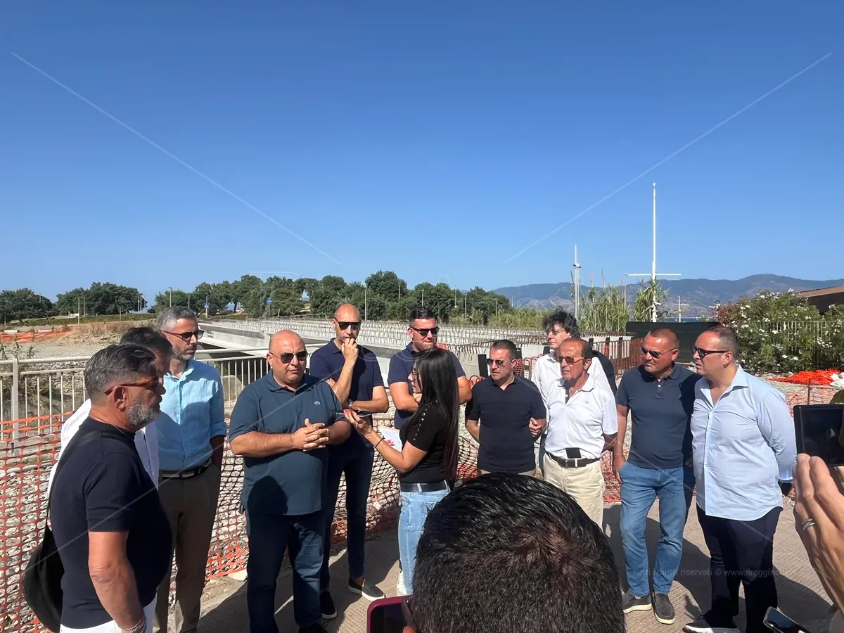 Reggio, al via i lavori di realizzazione della rampa del ponte Calopinace. Il direttore dei lavori Romeo: «Entro fine anno sarà percorribile» - VIDEO
