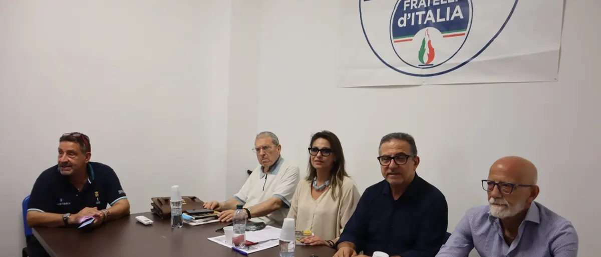 Reggio, presentato il libro di Enzo Rogolino sulla Rivolta di Reggio