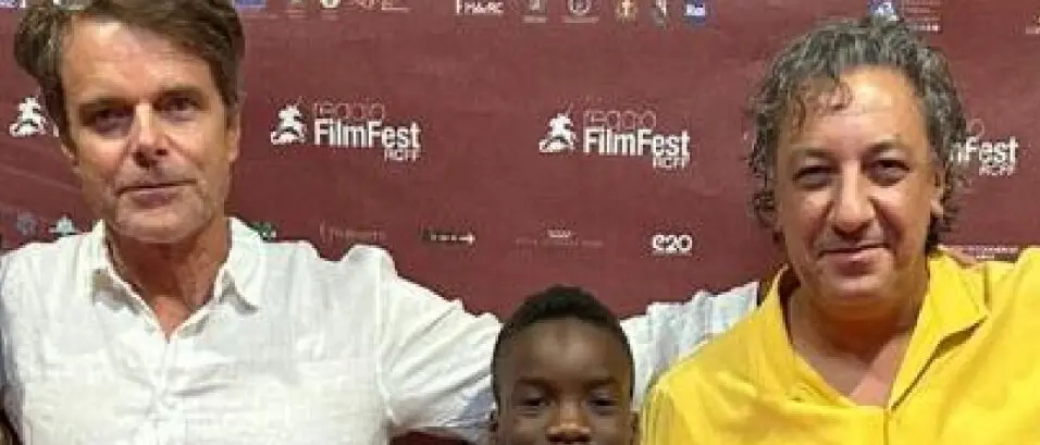 La proiezione del film “Spiaggia di vetro” di Will Geiger a Villa San Giovanni