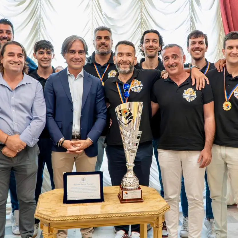 Falcomatà celebra i campioni d’Italia del Csi: «La Reghion 730 a.C. è il paradigma di una città che non smette di lottare»