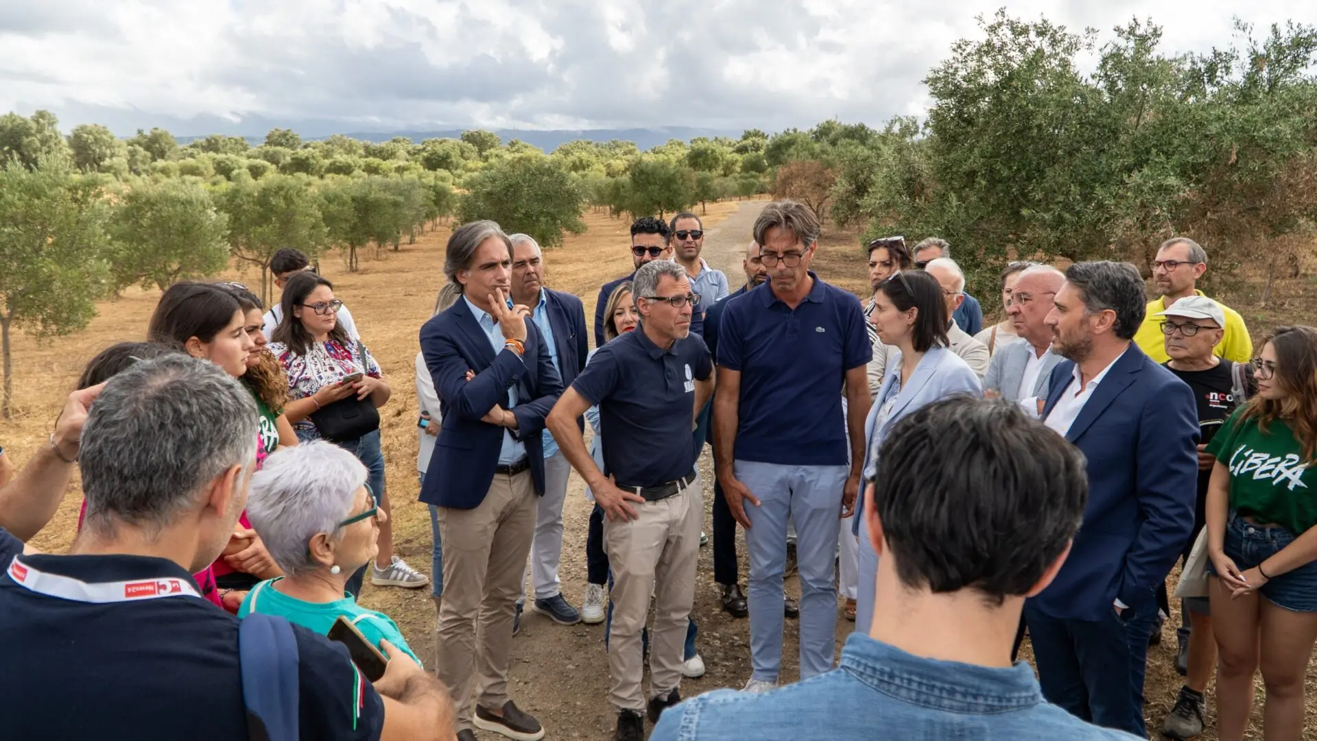 Falcomatà in visita alla Cooperativa Valle del Marro insieme alla Segretaria Elly Schlein