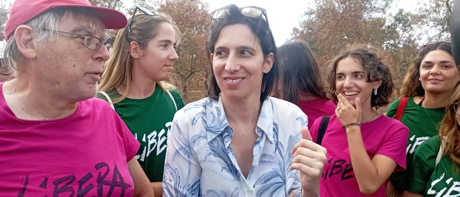 Oppido Mamertina, Elly Schlein in visita alla Valle del Marro: «Solidarietà e supporto alla cooperativa» | FOTO