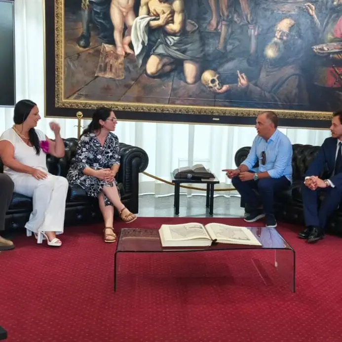 Palmi, il teatro come motore di comunità: al via “Kalåteatro”, la rassegna che unisce scena e solidarietà