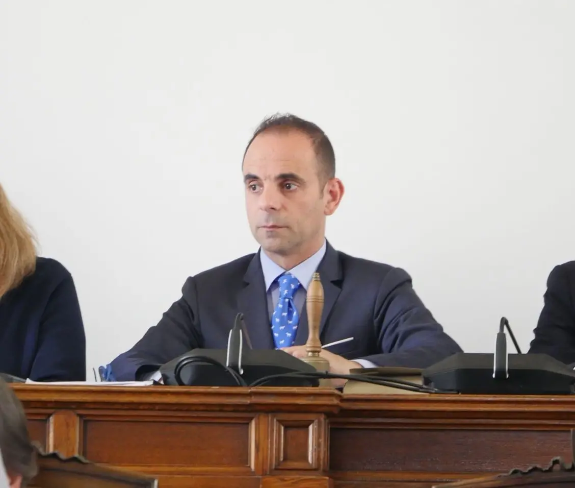 Reggio, Marra: «Minuto di silenzio? Adottato parametro non dissimile rispetto ad altri precedenti casi»