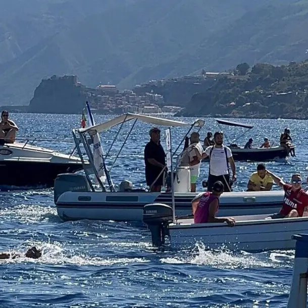 LaC racconta la magia della 61esima Traversata dello Stretto: uno speciale tra emozioni, sport e fondali - VIDEO