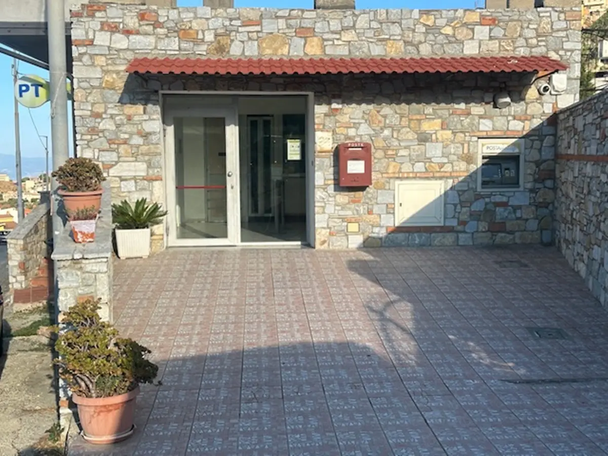 Motta San Giovanni, Verduci: «Nonostante le rassicurazioni il postamat continua a non funzionare»