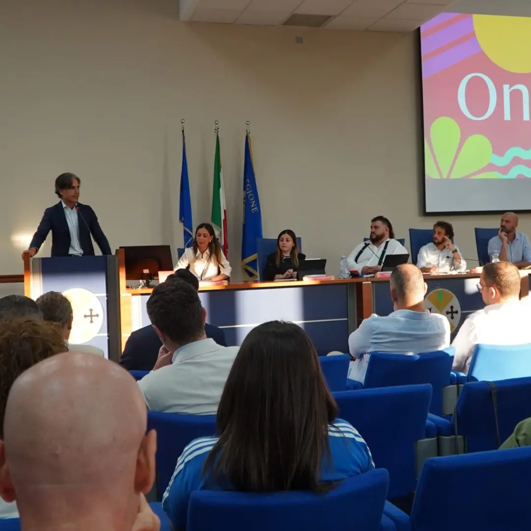A Palazzo Campanella si presenta OneiRe, Falcomatà: «Molti giovani hanno desiderio di rientrare per mettere in campo competenze»