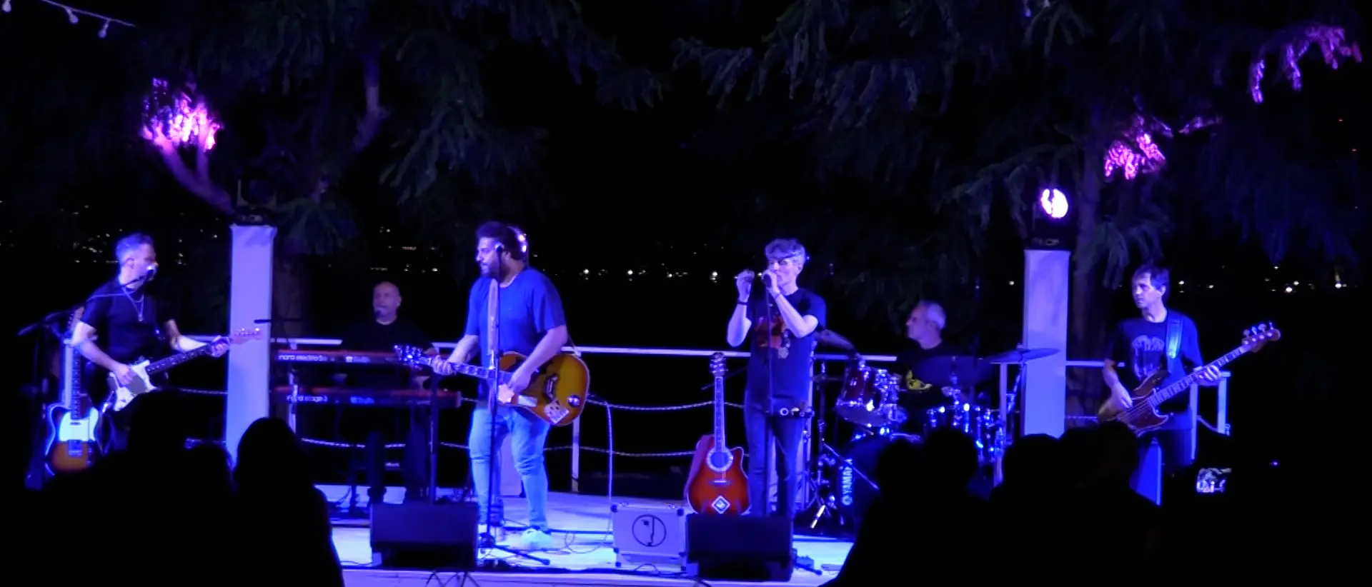 Altafiumara Fest, la Rino Gaetano Band fa vibrare lo Stretto in un cielo che è sempre più blu - VIDEO