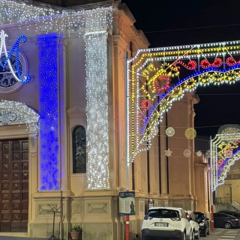 Arasì si veste di cielo: la Festa di Maria SS. Assunta