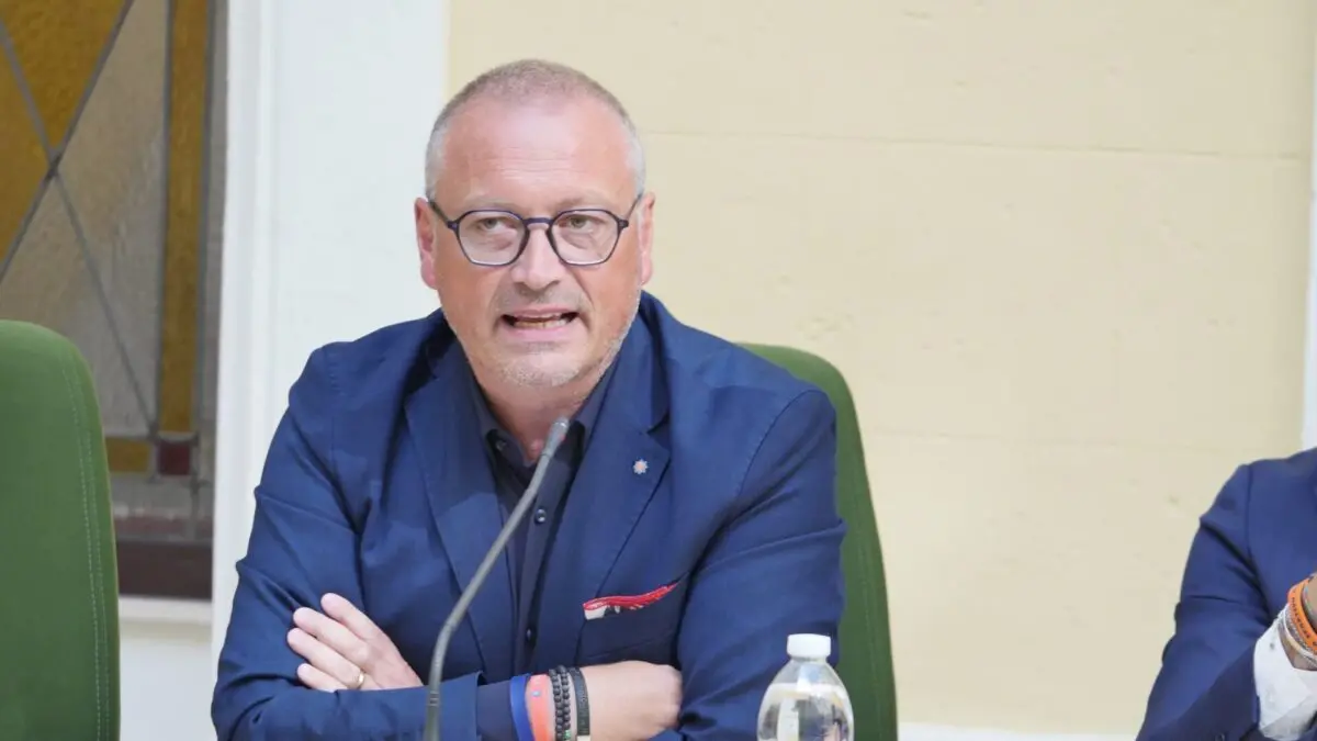 Reggio, Versace: «Reddito di dignità darebbe ai calabresi una base economica certa per le necessità più importanti»