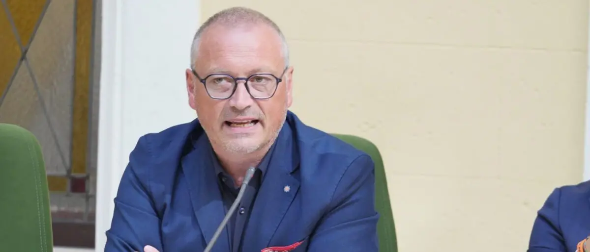 Reggio, Versace: «Reddito di dignità darebbe ai calabresi una base economica certa per le necessità più importanti»