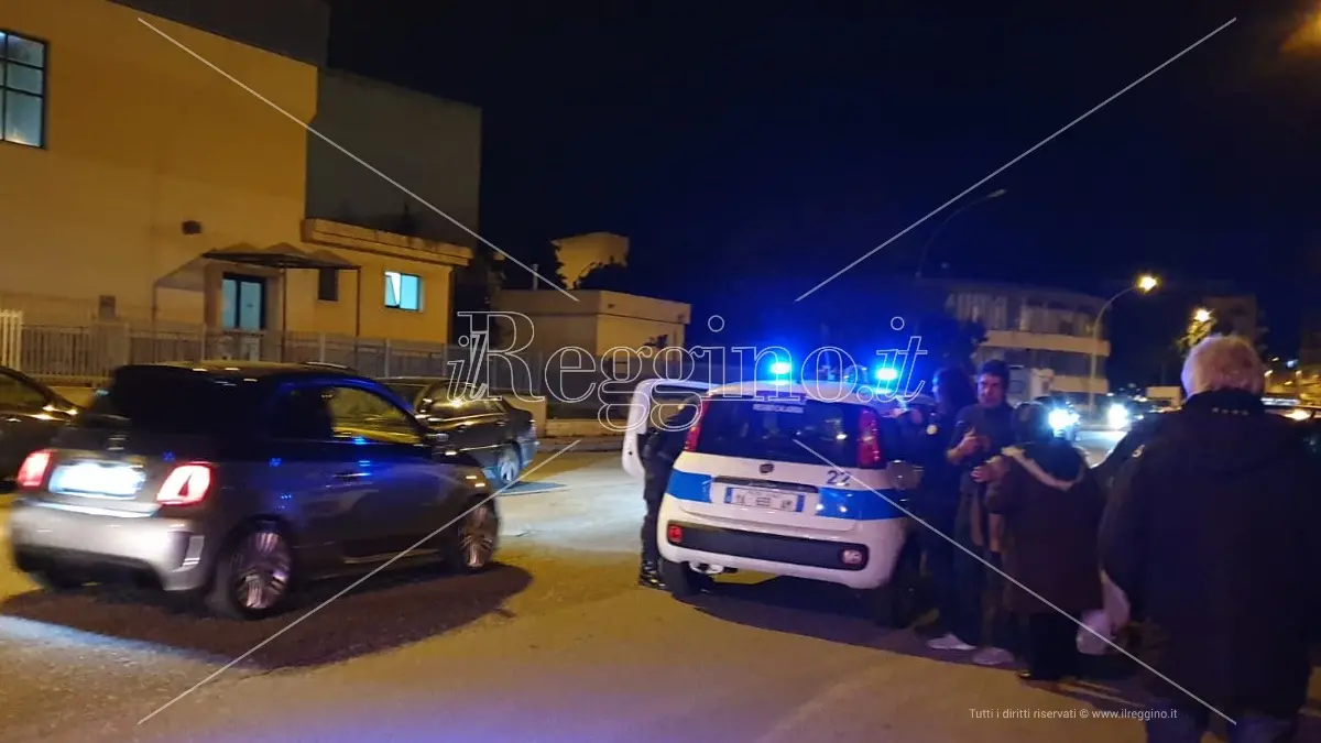 Investe un pedone e fugge. Individuato pirata della strada