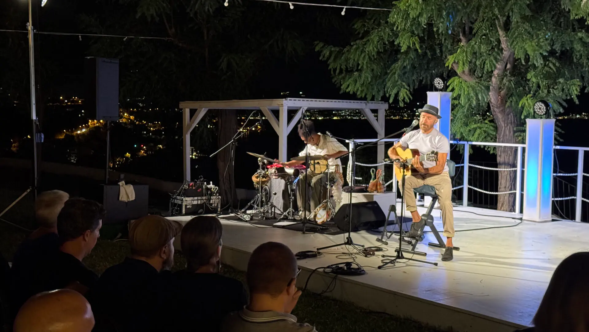 LaC Eventi porta in tv il concerto di Mario Venuti all’Altafiumara Fest: musica, sapori e identità di un Sud che guarda al futuro - VIDEO