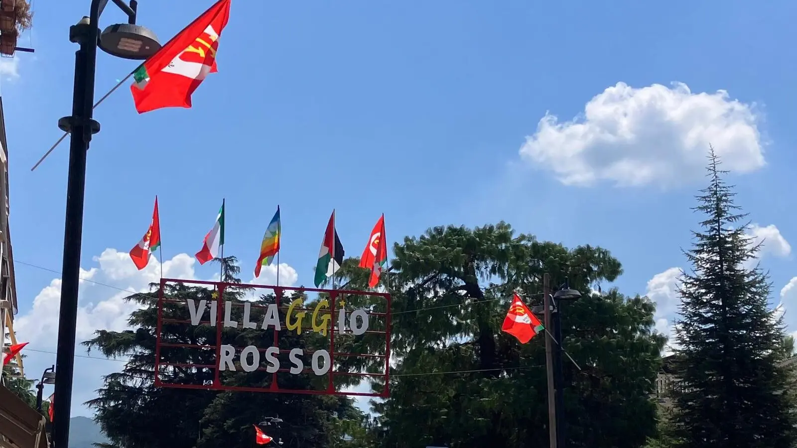 A Polistena torna “Villaggio Rosso”: tre giorni di dibattiti, musica e tradizione con la sezione comunista “A. Gramsci”
