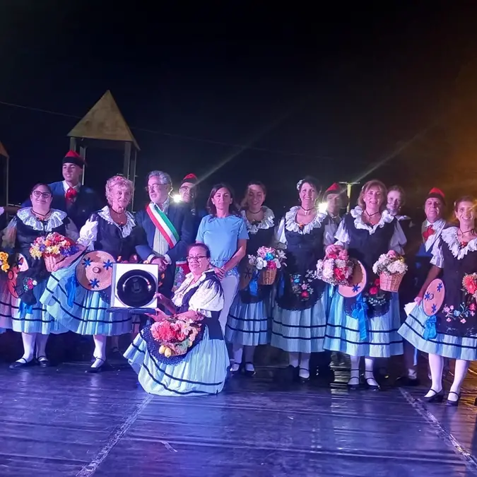 A Portigliola il gruppo folk francese “La Mentonnaise” in tour per gli 80 anni di attività