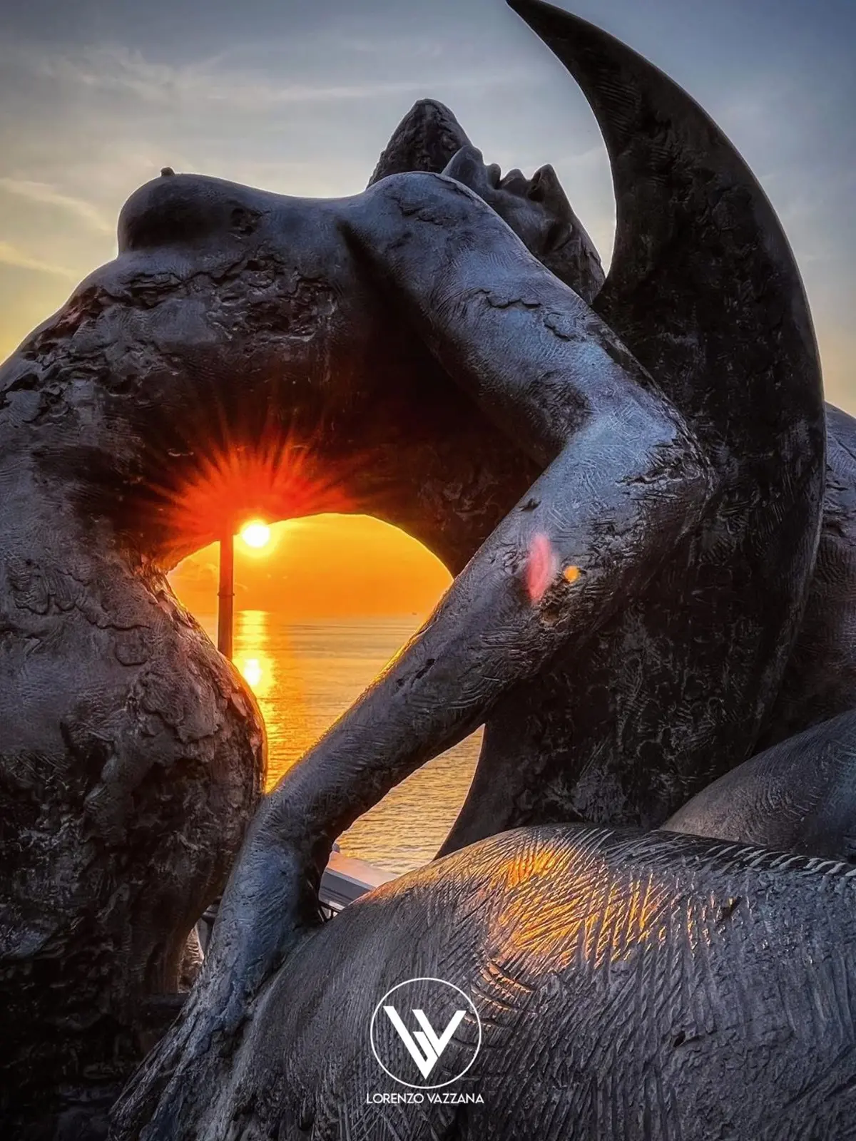 FOTO DEL GIORNO | Il grido di Scilla al tramonto