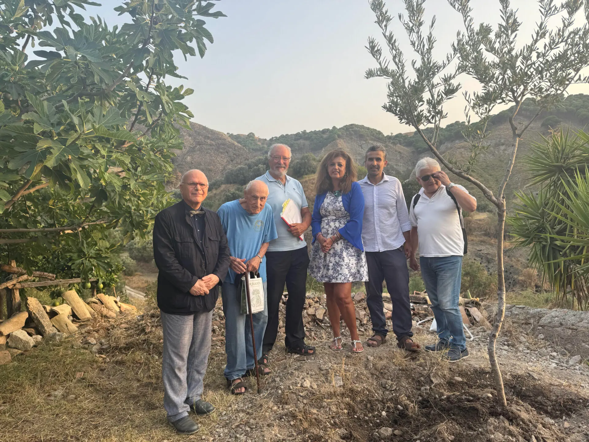 A Pellaro la piantumazione dell'ulivo della pace