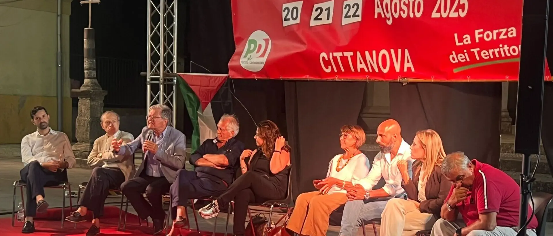 Cittanova, la Festa de L’Unità si apre con un focus sulla sanità: «Calabria in ginocchio dopo la gestione Occhiuto»
