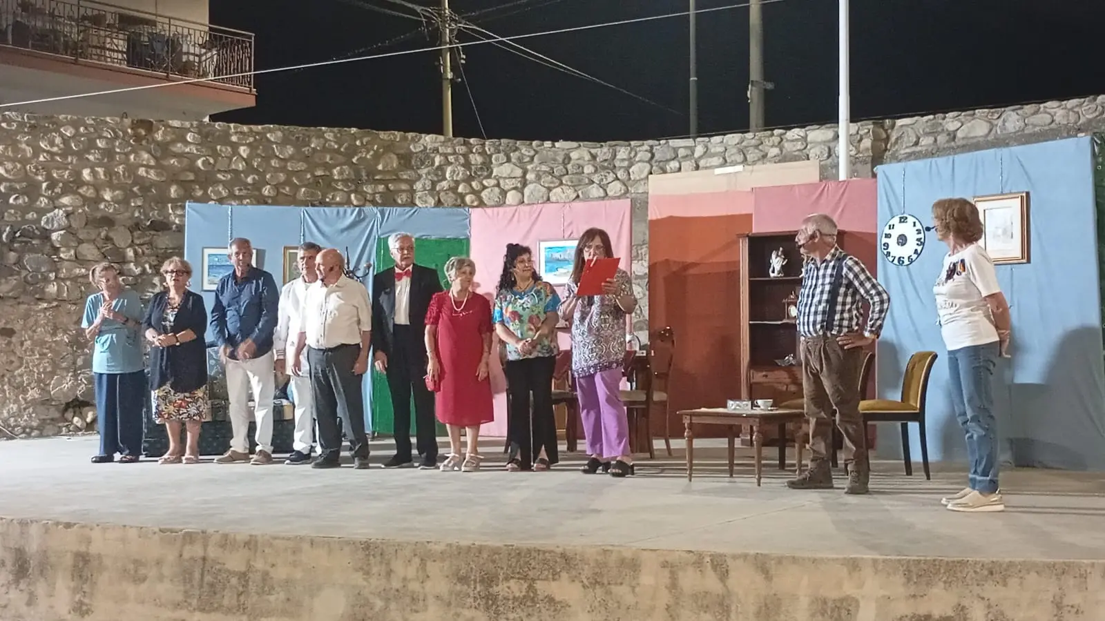 Cannavò, teatro e comunità protagonisti al CRIC: applausi per la compagnia San Luigi Orione, stasera spazio al ballo