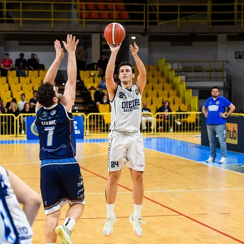 Dierre basket Reggio conferma Fabio Fazzari