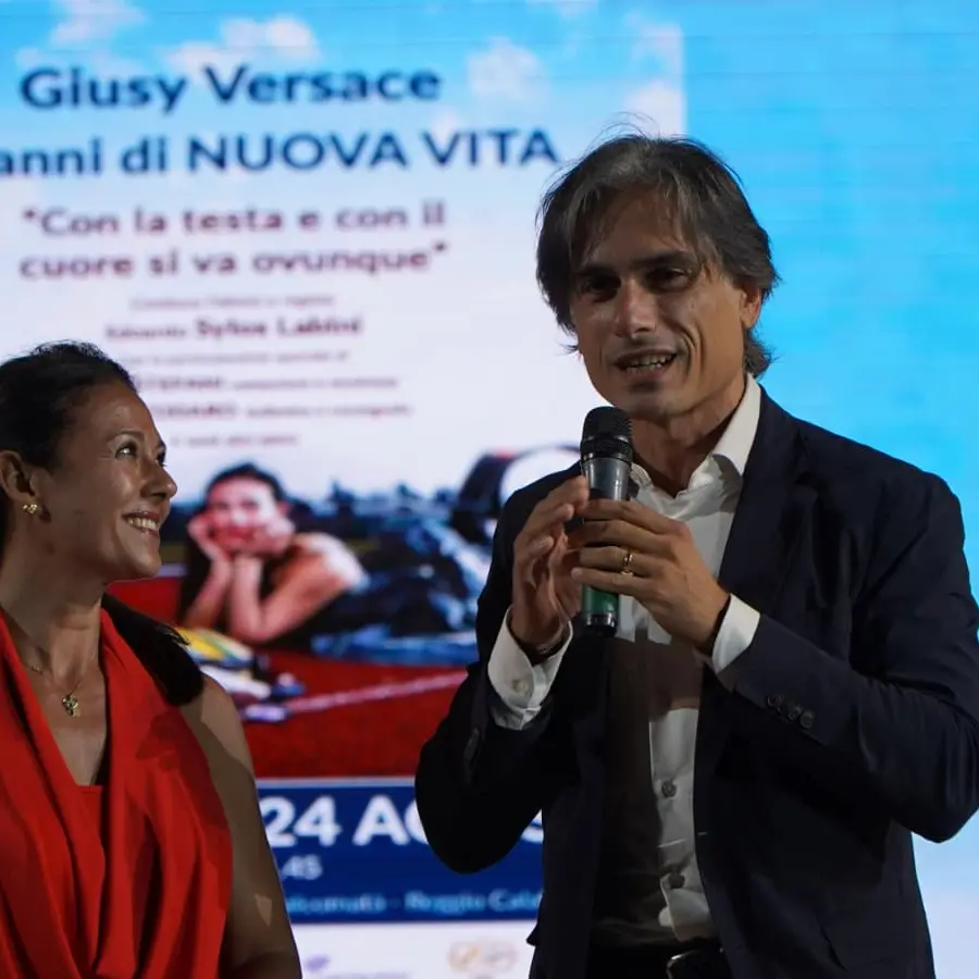 Falcomatà celebra la forza di Giusy Versace: «E' stata la cura per se stessa ed esempio per quanti, dalle difficoltà, hanno trovato la spinta per ripartire»