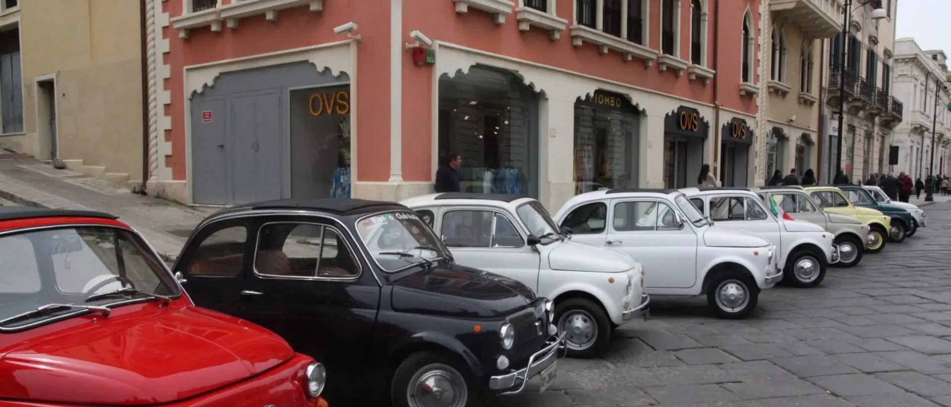 Reggio si appresta ad accogliere il 14° raduno ‘Fiat 500 Bronzi di Riace’