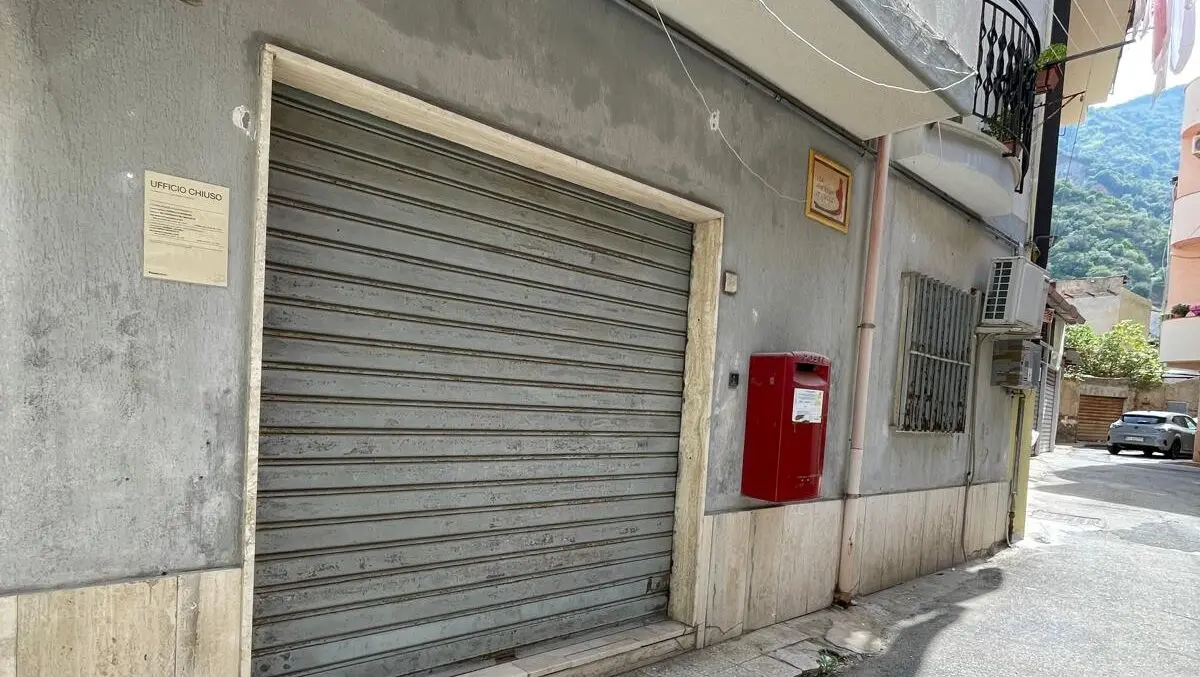 Udc, Occhipinti e Ienco: «Inaccettabile la chiusura dell’ufficio postale di Marinella, serve riapertura immediata»