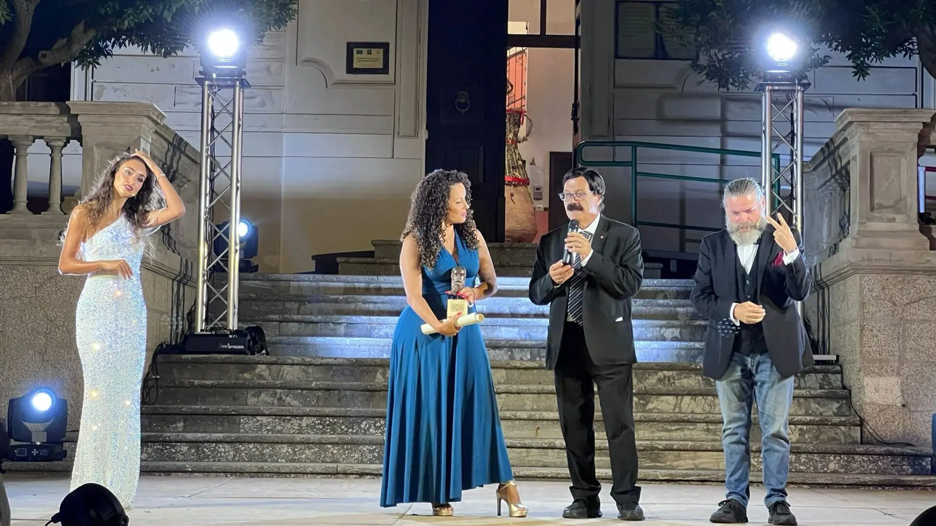 A Bova il volto migliore della Calabria: conclusa la terza edizione del premio Chòra tu Vùa, riconoscimento anche all'editore Domenico Maduli
