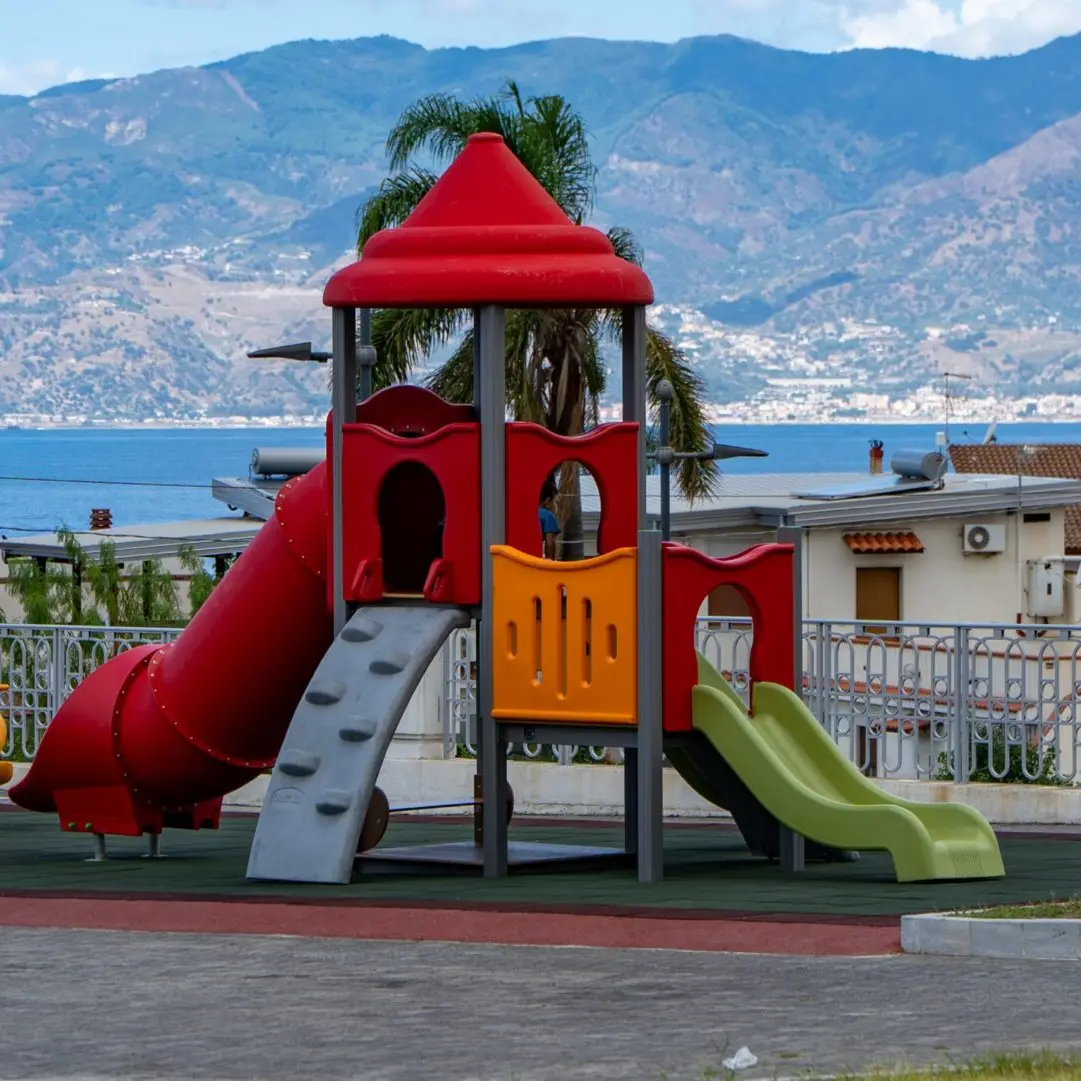 Reggio, Merenda: «Implementato e completato il parco giochi del Waterfront»