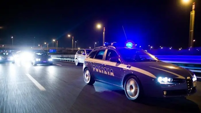 Vetture della Polizia Stradale che compie 70 anni, Milano, 20 Aprile 2017. ANSA/ US/ MASSIMO SESTINI +++ ANSA PROVIDES ACCESS TO THIS HANDOUT PHOTO TO BE USED SOLELY TO ILLUSTRATE NEWS REPORTING OR COMMENTARY ON THE FACTS OR EVENTS DEPICTED IN THIS IMAGE; NO ARCHIVING; NO LICENSING +++ , ANSA